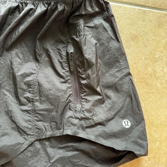 Lululemon Step Out High Rise Short - Picture 3 of 6